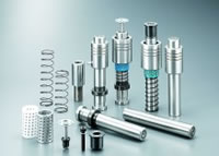 Die Set With Guide Components