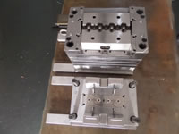 Plastic Mould, Nut, Cores Draw Back, Automatic Unscrewing